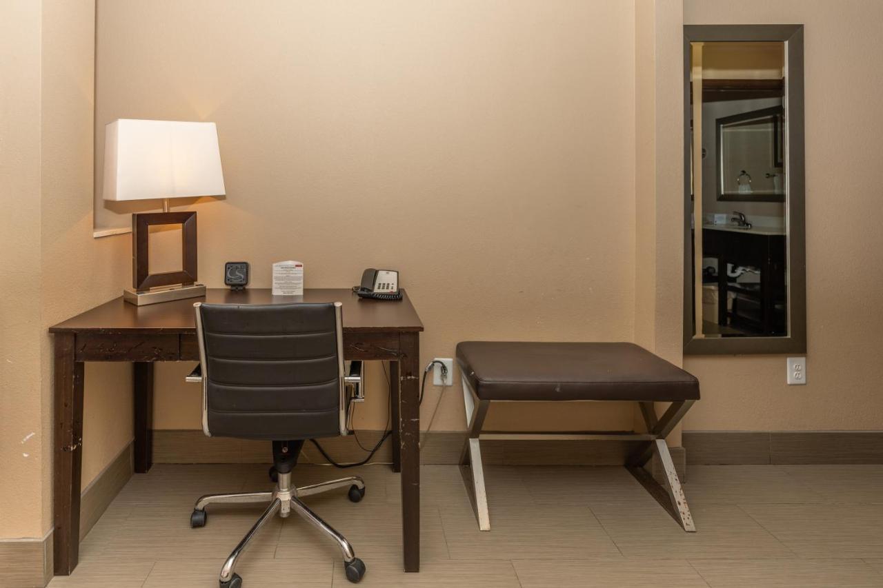 Comfort Suites Houston West At Clay Road מראה חיצוני תמונה