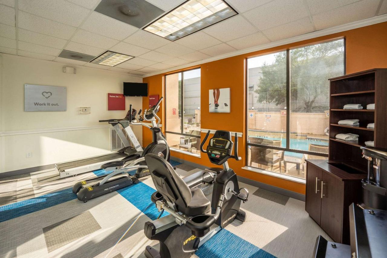 Comfort Suites Houston West At Clay Road מראה חיצוני תמונה