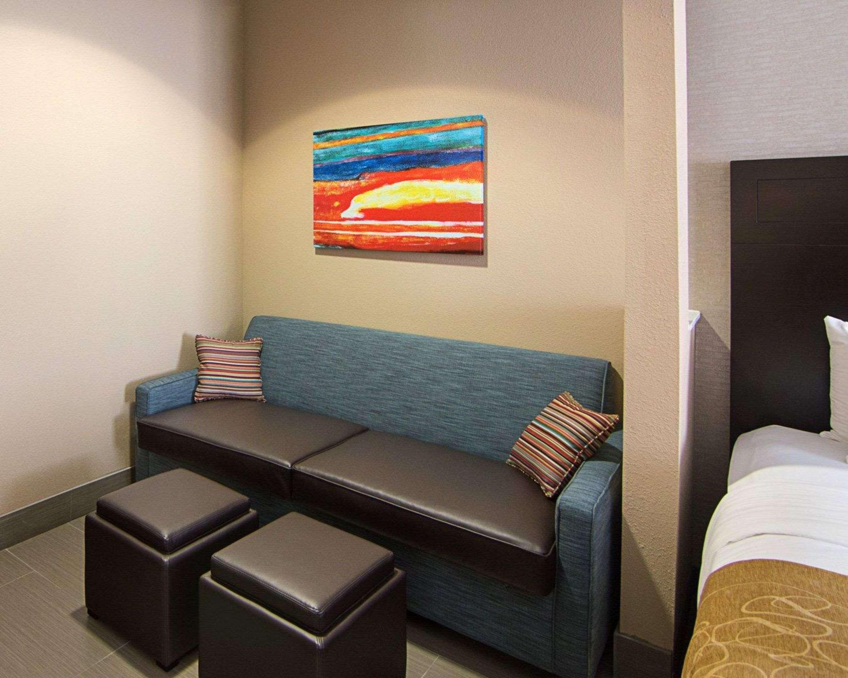 Comfort Suites Houston West At Clay Road מראה חיצוני תמונה
