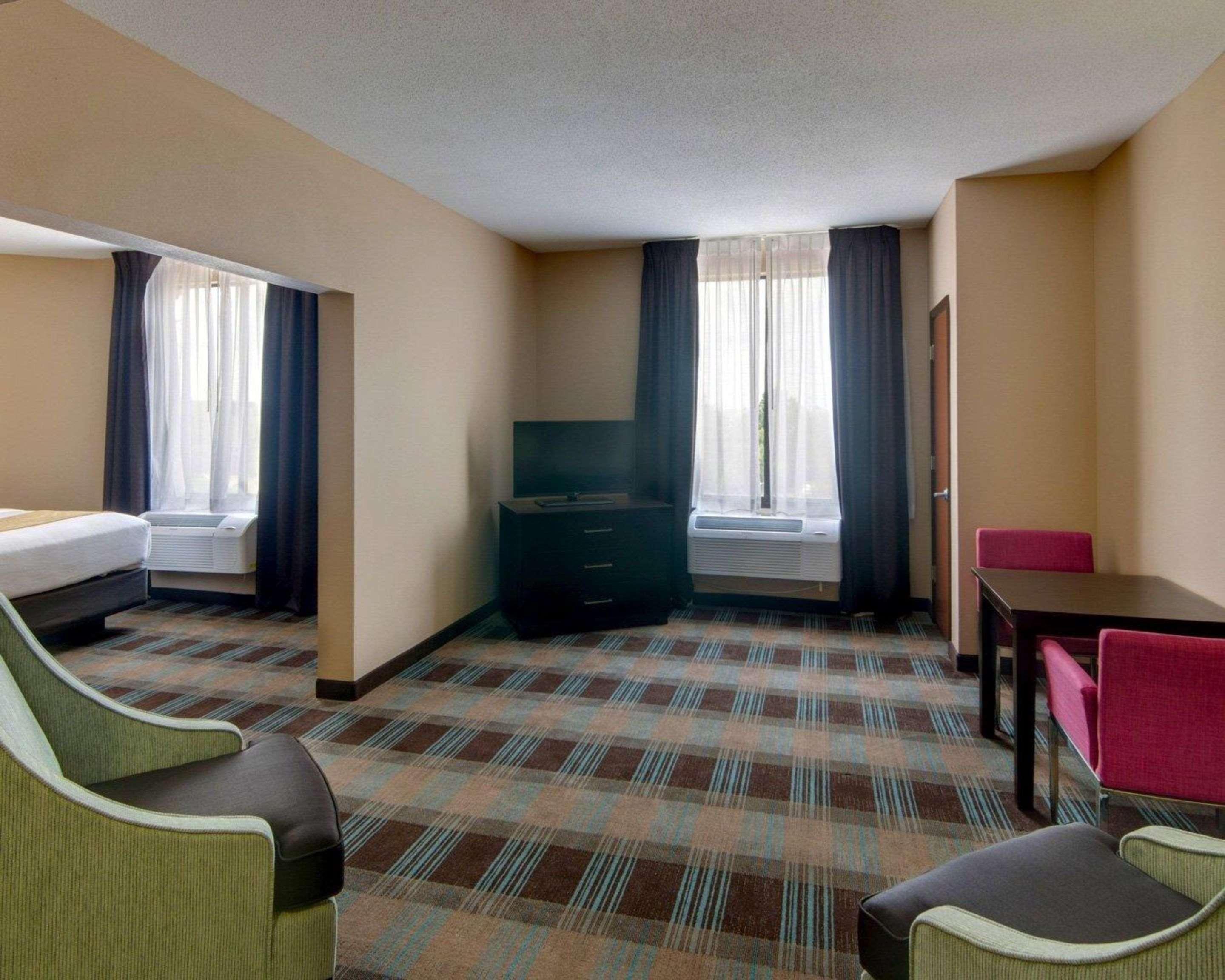 Comfort Suites Houston West At Clay Road מראה חיצוני תמונה