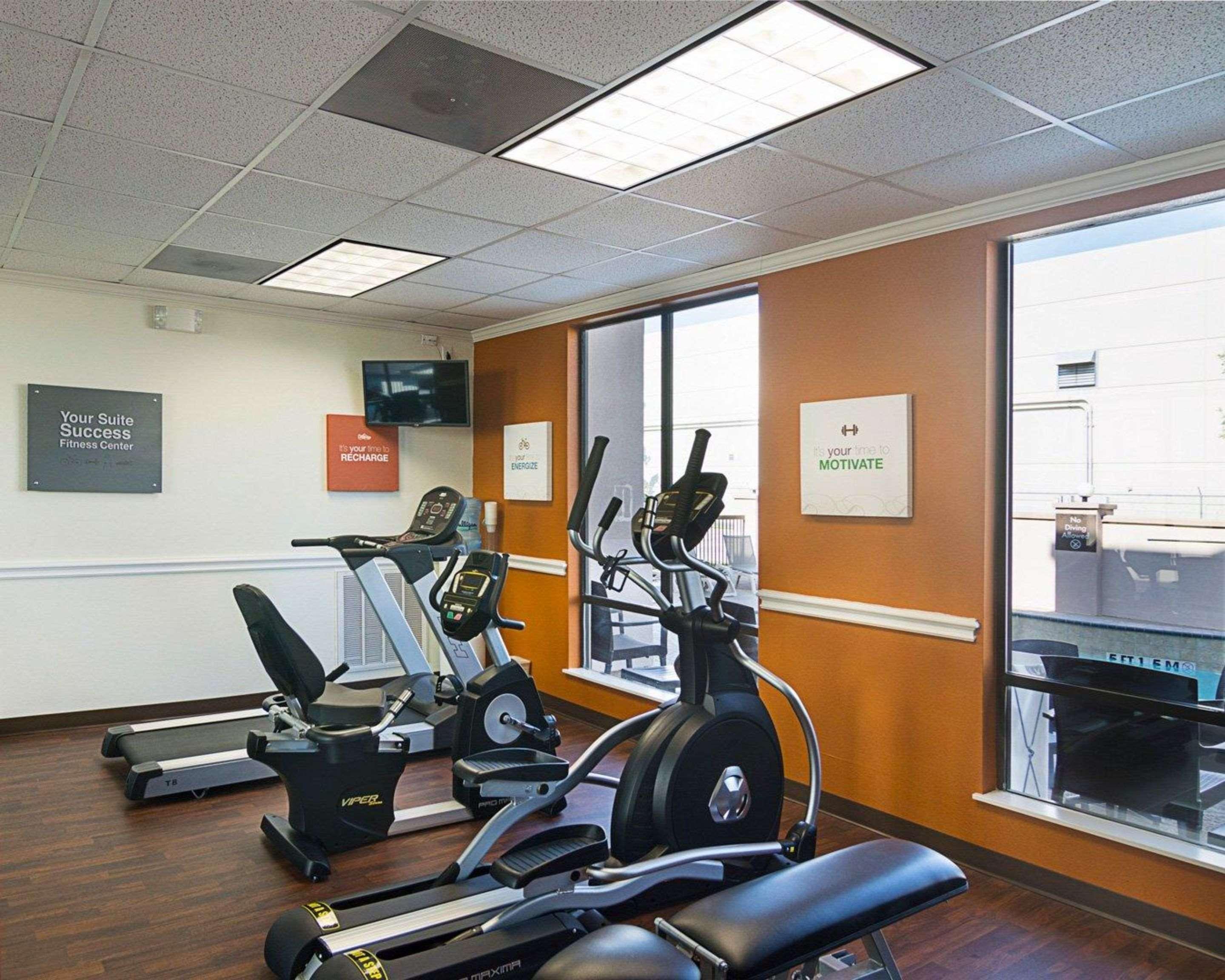 Comfort Suites Houston West At Clay Road מראה חיצוני תמונה